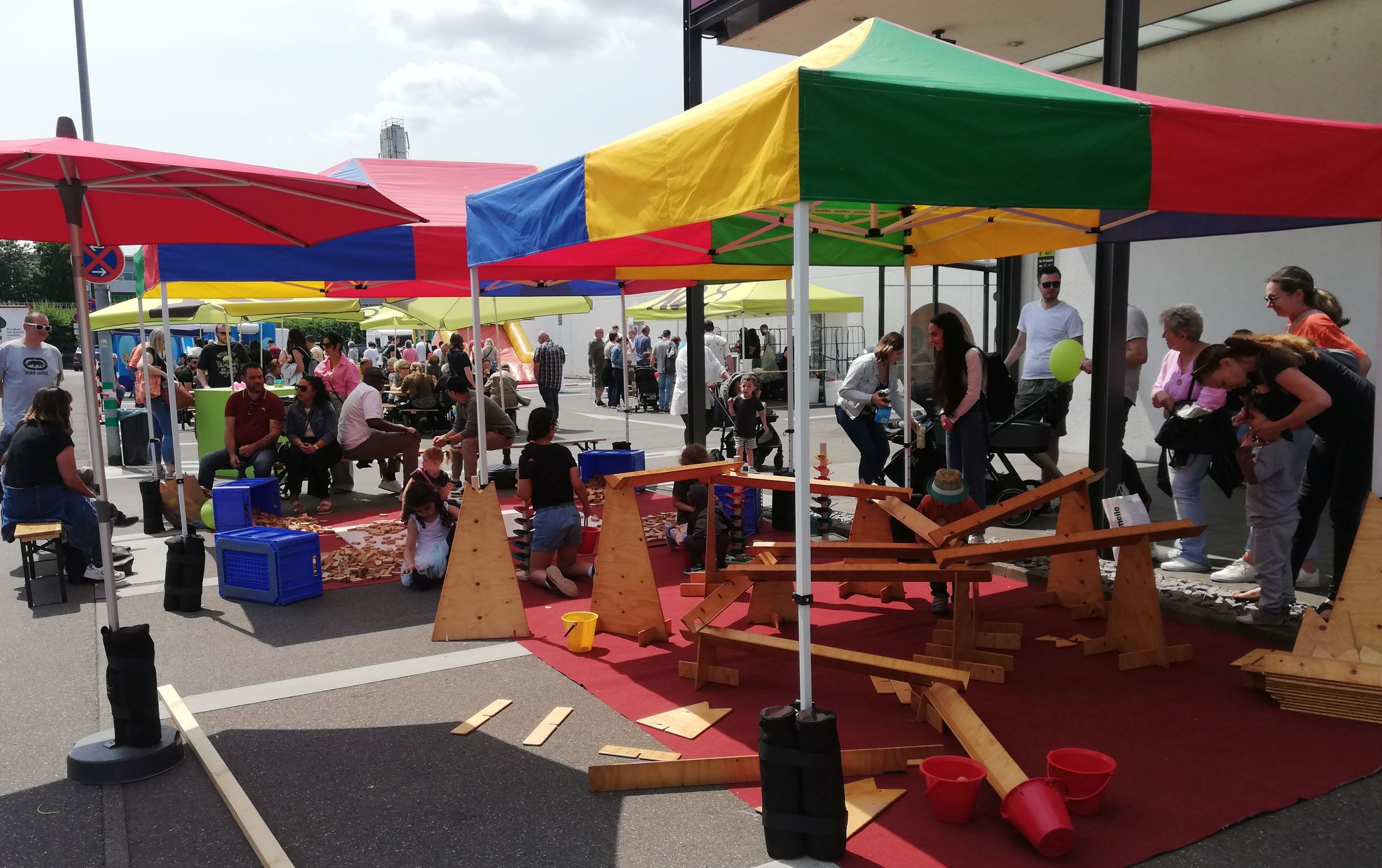 3000 Bauklötze und Murmelbahn in Köngen